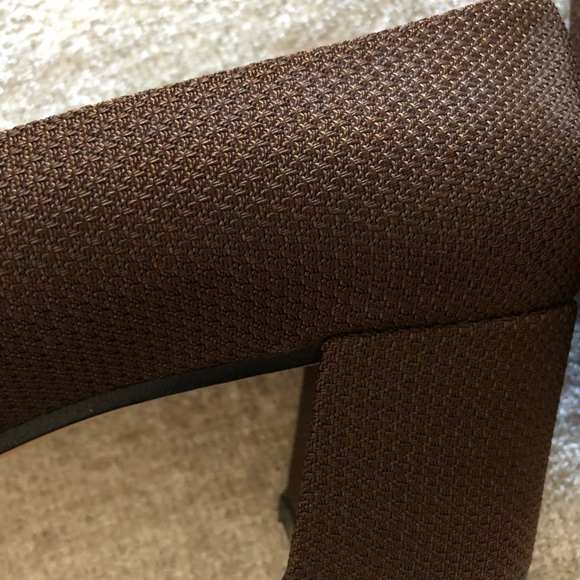 Vaneli women's brown shoes. - Picture 2 of 5